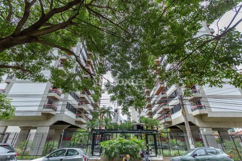Image 33 - 1032152