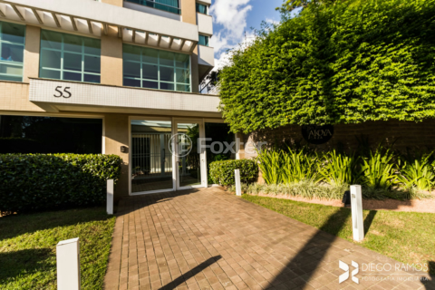Image 29 - 377083