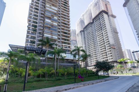 Image 15 - 866869