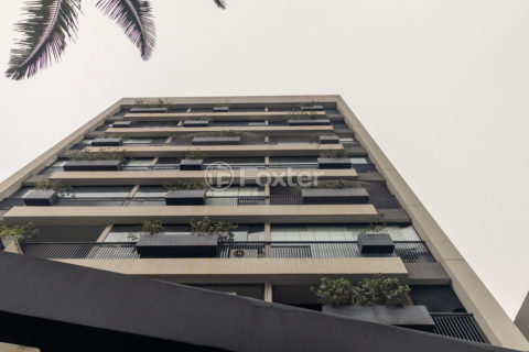 Image 12 - 918631