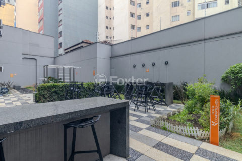 Image 21 - 918631