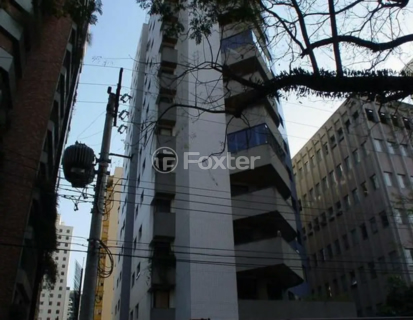Image 5 - 869880