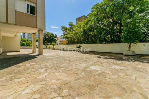 Image 32 - 987656