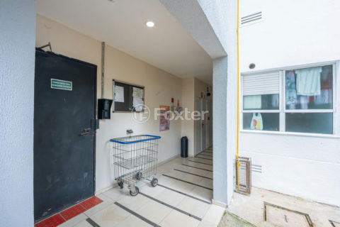 Image 29 - 1007441