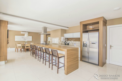 Image 32 - 941116