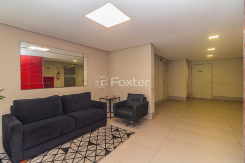 Image 31 - 702979