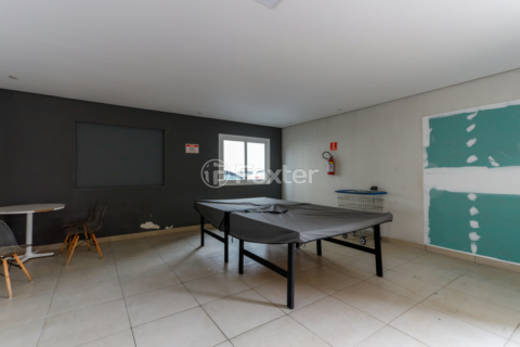 Image 37 - 1033689
