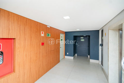 Image 35 - 304790
