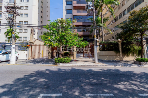 Image 34 - 896294