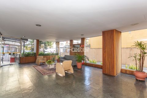 Image 34 - 592747
