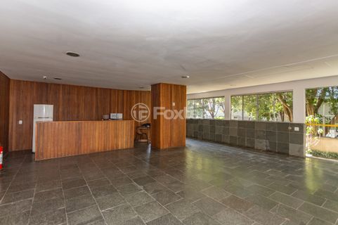 Image 35 - 592747