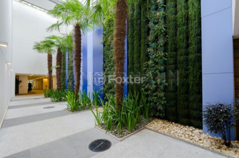 Image 61 - 1033444