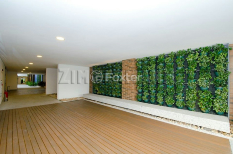 Image 86 - 1033444