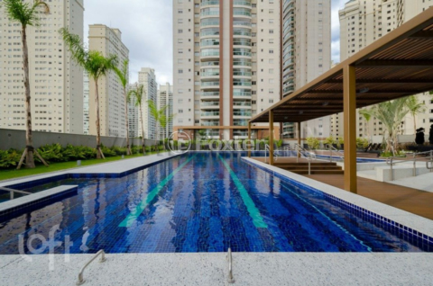 Image 72 - 1033444