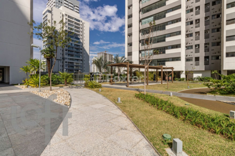 Image 76 - 1033444