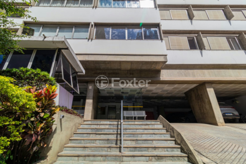 Image 28 - 989794