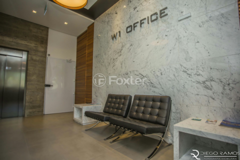 Image 35 - 882451