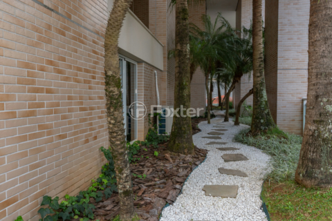 Image 48 - 953745