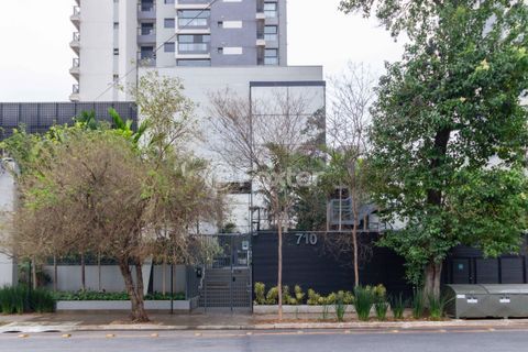 Image 25 - 1012559