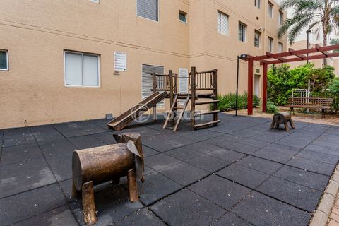 Image 24 - 832012