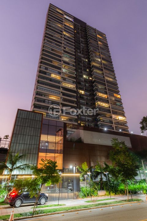 Image 27 - 376772