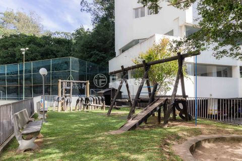 Image 56 - 331992