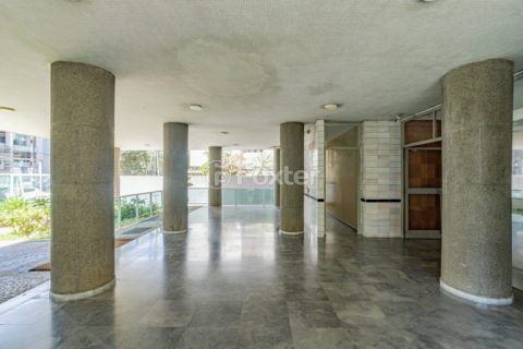 Image 61 - 1017403