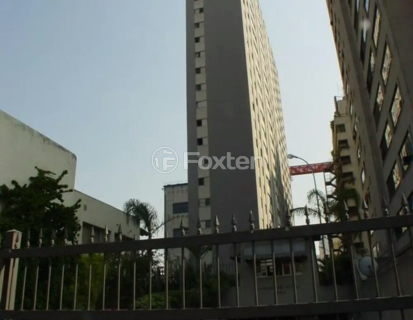 Image 17 - 1011816