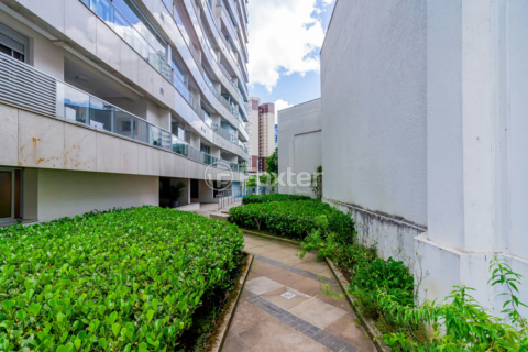 Image 63 - 1013785