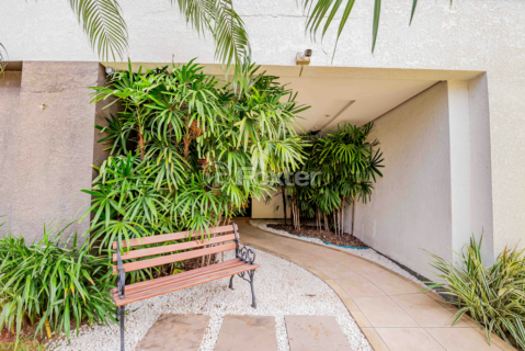 Image 28 - 220580