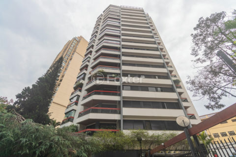 Image 34 - 1007156