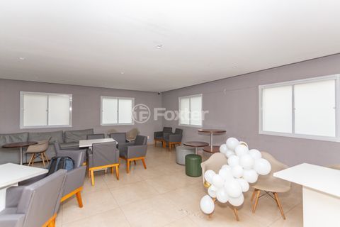 Image 31 - 318700