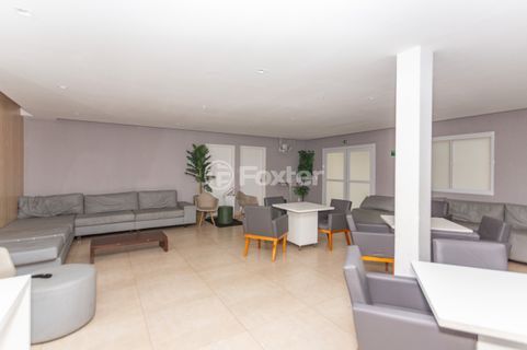 Image 32 - 318700
