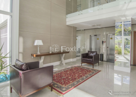Image 23 - 809937