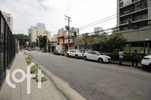 Image 42 - 27261
