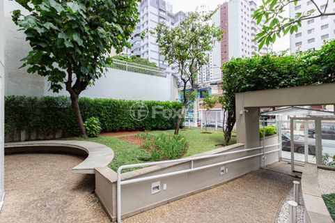 Image 64 - 1032447
