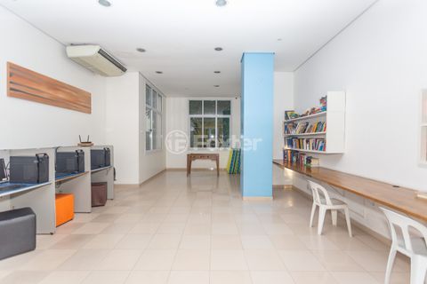 Image 32 - 1016293