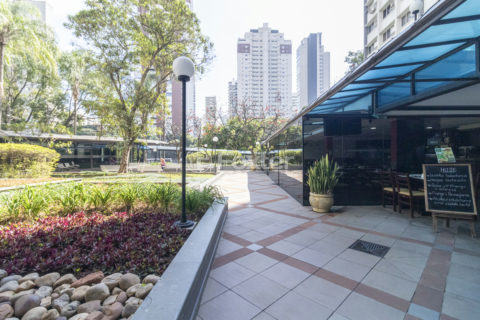 Image 28 - 1015667