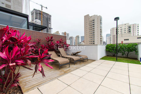 Image 37 - 1027348