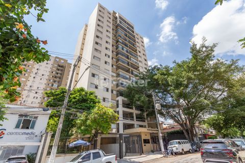Image 15 - 1017674