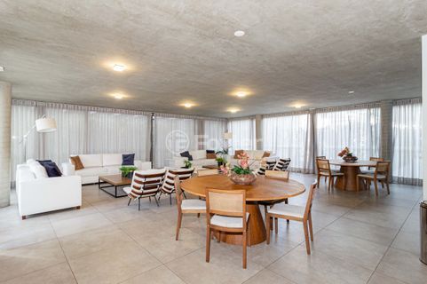 Image 20 - 1023843