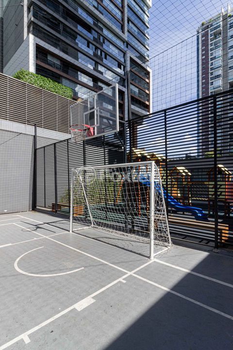 Image 27 - 1023843