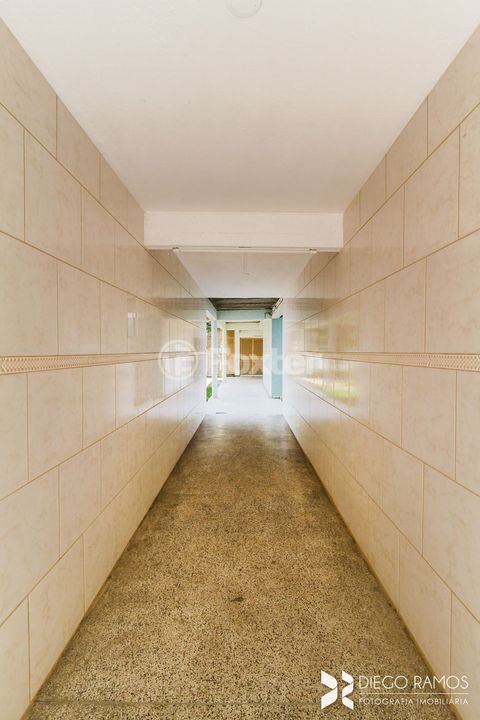 Image 22 - 217551