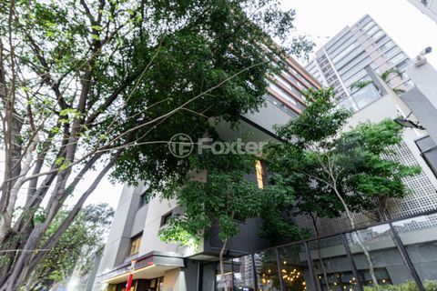 Image 15 - 825614