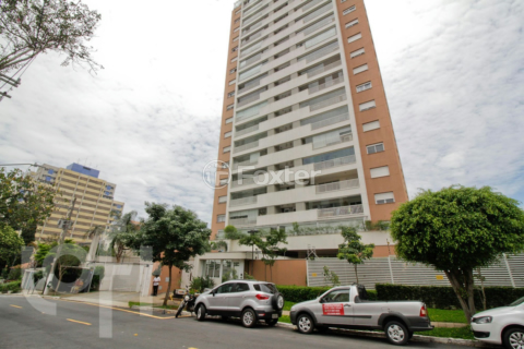 Image 44 - 1032696