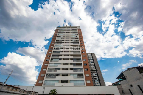 Image 51 - 1032696