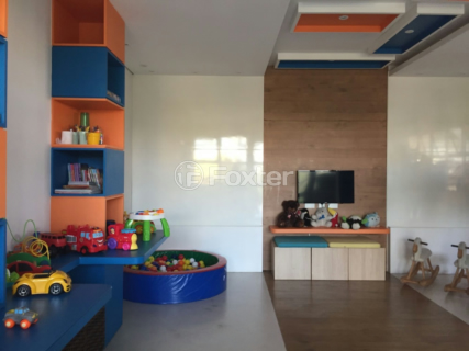 Image 33 - 1007366