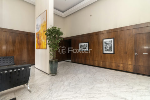 Image 48 - 1037646