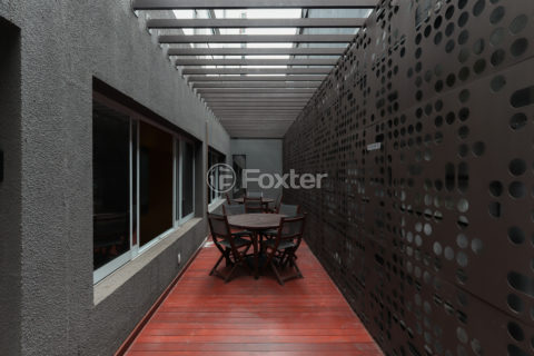 Image 28 - 1010764