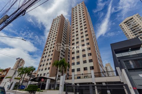 Image 8 - 898766